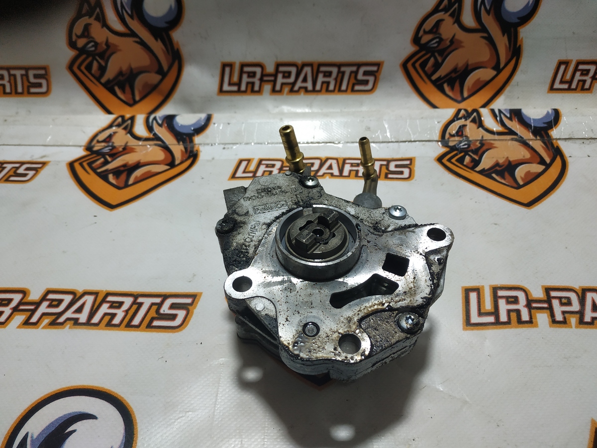 LR077857 Вакуумный насос 3.0TD  Land Rover Discovery 4 L319 (2009-2016) Б/У
